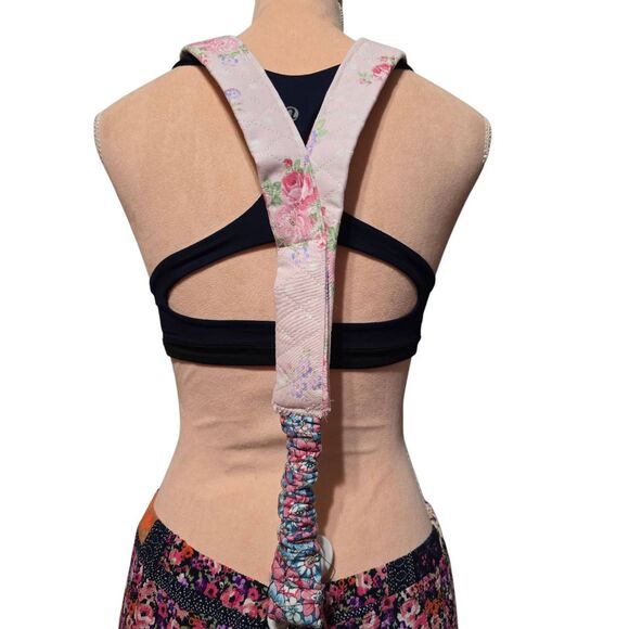 Rayvehn Vintage Floral Quilted Suspenders - Picture 3 of 4